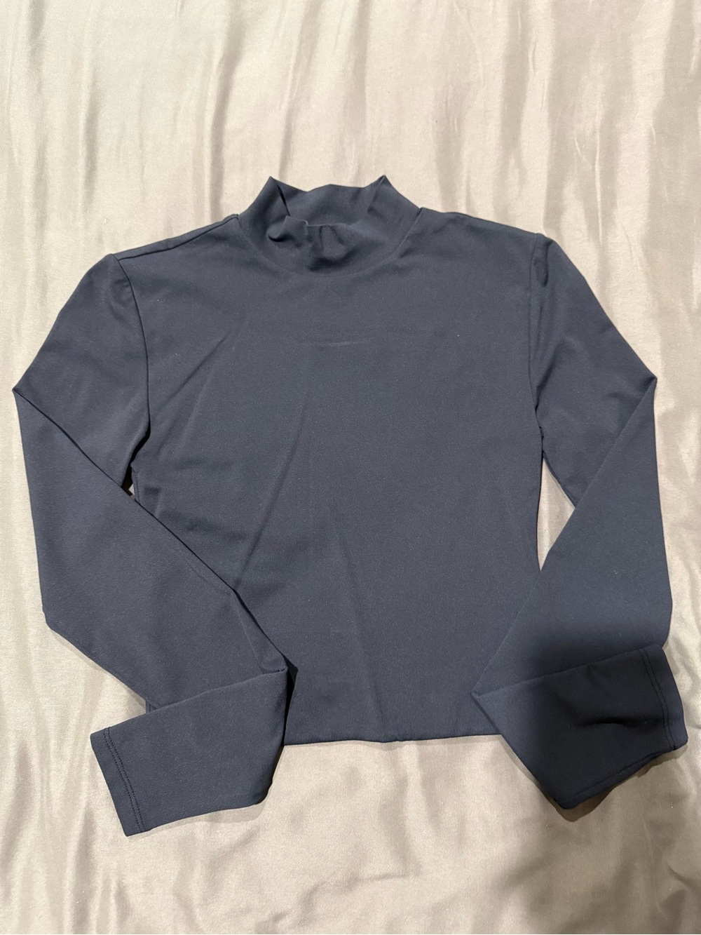 ARITIZA CONTOUR BLACK MOCK NECK CROPPED LONG SLEEVE